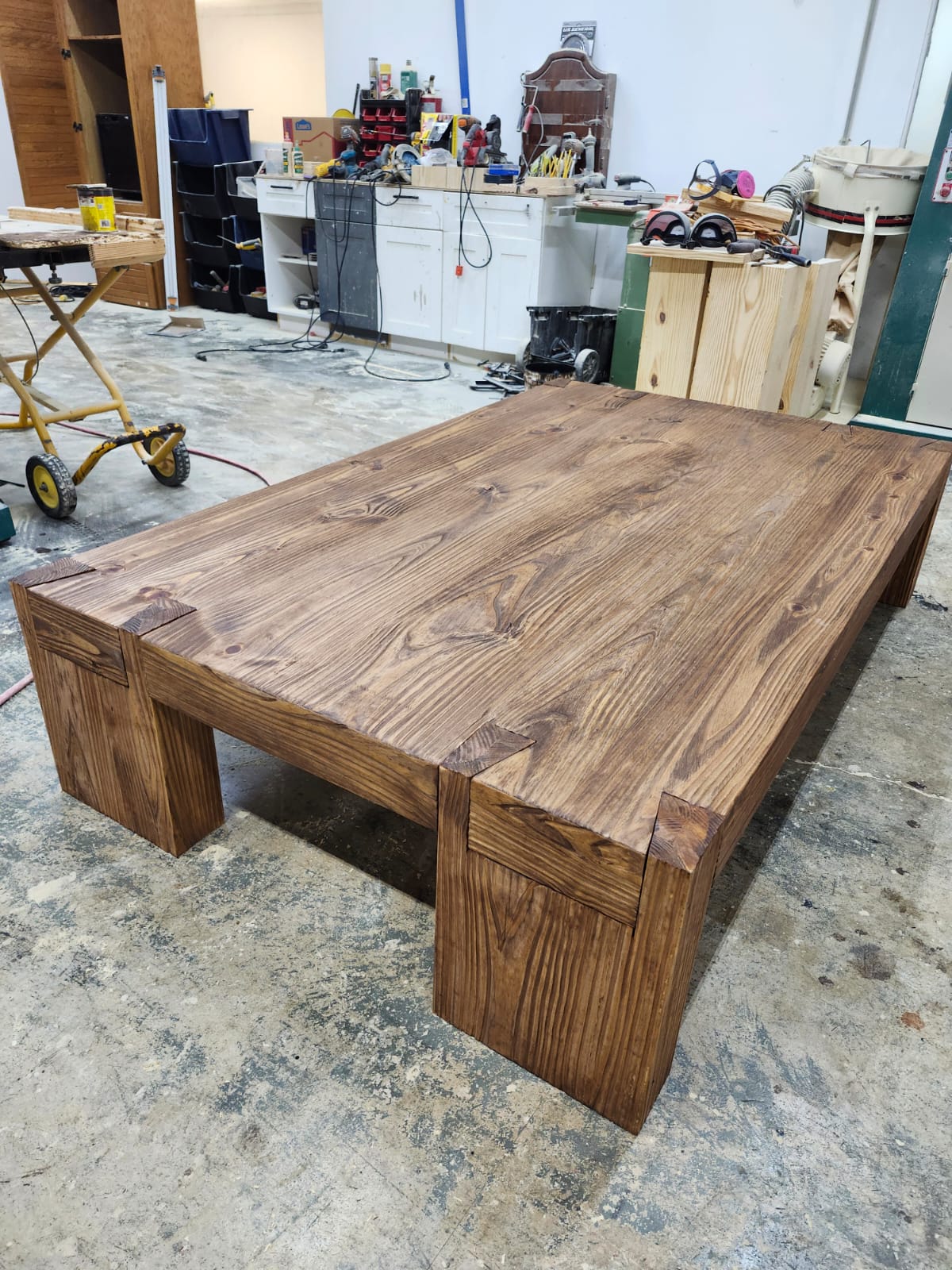 Modern Rustic Coffee Table - Vinna Home & Kitchen